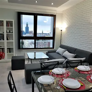 lux-apartment-center.hotelswroclaw.com/